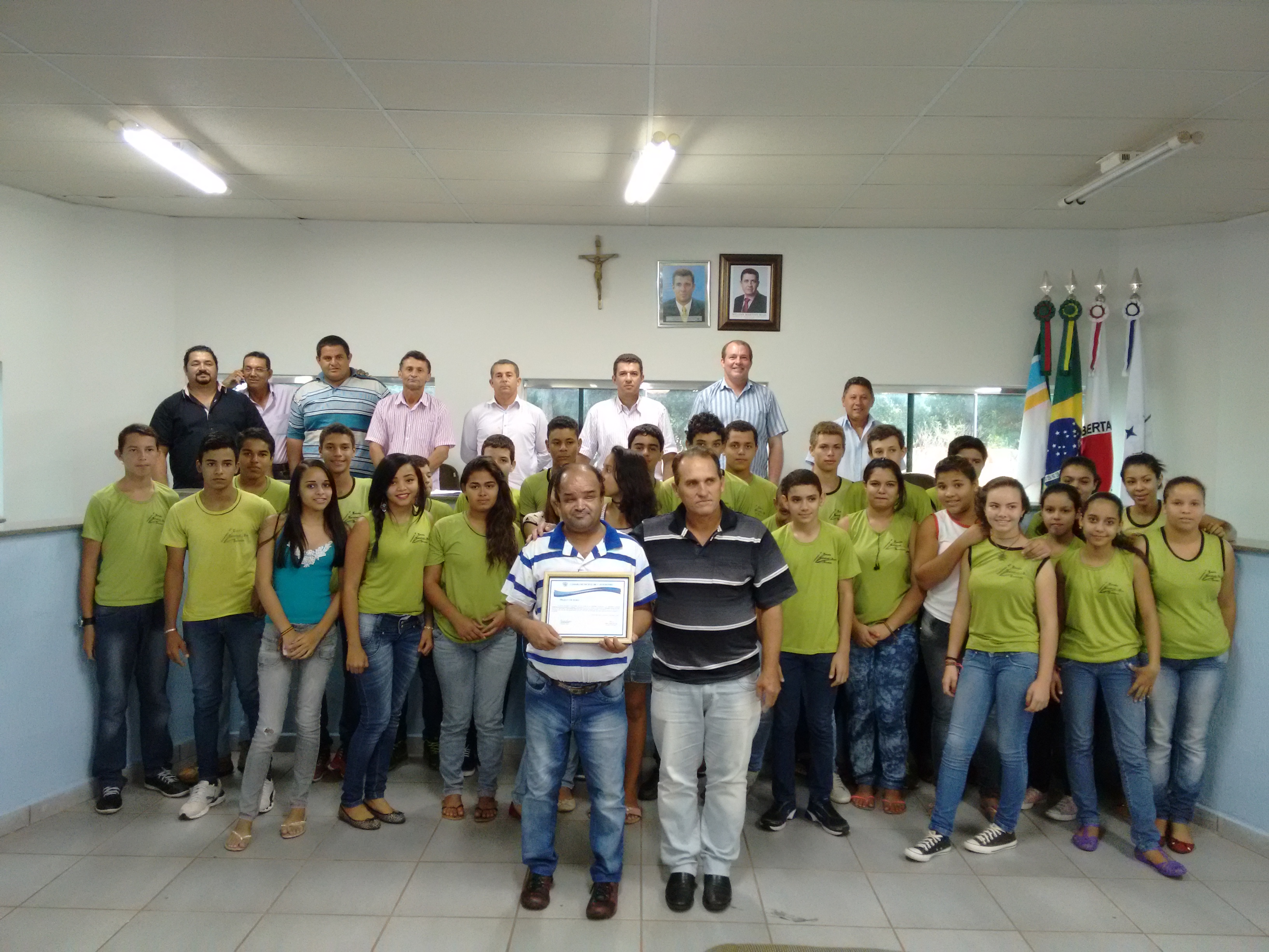 Alunos da Escola Estadual Bom Sucesso participam da 10ª Reunião Ordinária de 2015